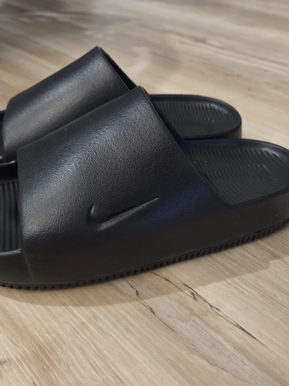 Nike Men's Black Slide Sandals - Comfortable Everyday Wear